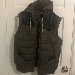 Born Fly Hooded Puffer Vest